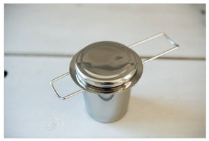 Extra-Fine Tea Infuser, with lid + drip dish